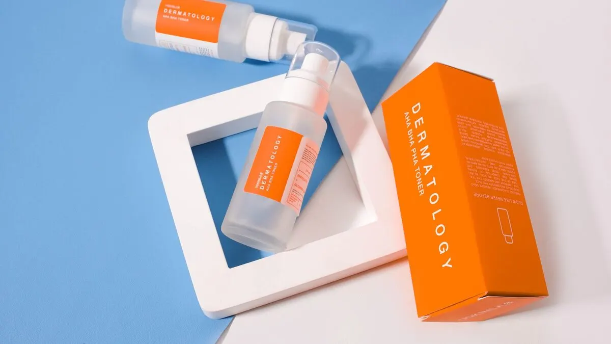 Beda Serum, Toner, dan Essence serta Urutan Pemakaiannya